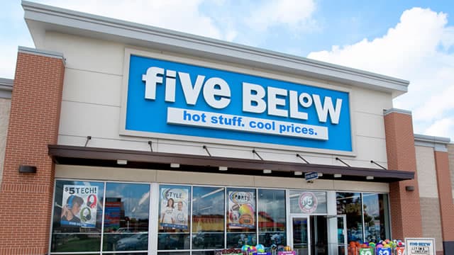 Here's Why Five Below (FIVE) is a Strong Growth Stock
