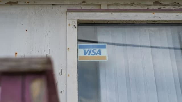 Visa Direct Accelerates Cross-Border Money Movement With Stablecoin Prefunding