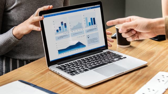 Rubrik: Ignore The Headlines; Focus On This Exploding Free Cash Flow