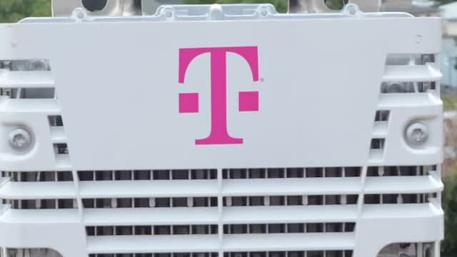 Why T-Mobile (TMUS) is a Top Value Stock for the Long-Term