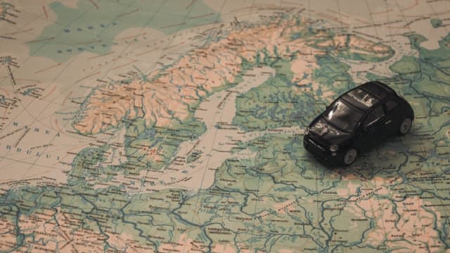 Dominant China Hotel Stock Nears Buy Point After Racing 58% Higher