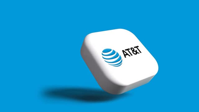 AT&T: Locking In A 6.2-6.3% Yield With Baby Bonds And Preferred Stock