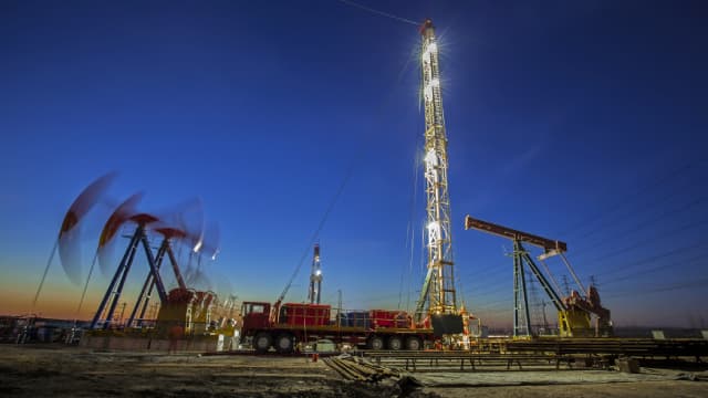Energy Transfer Continues to Boost Its 6.7%-Yielding Dividend