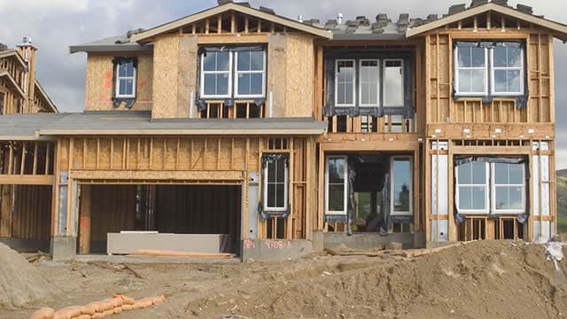 Why Is Lennar Corporation Stock Trading Higher Today?