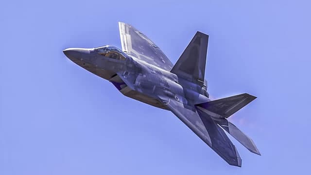 Lockheed Martin Q1 2026: Noise Vs. Signal In The Defense Sector