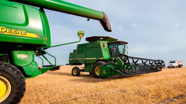 Will USDA's Farm Income Decline Reflect on Deere's Margin in FY26?