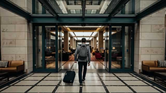 Expedia (EXPE) Q2 Earnings and Revenues Top Estimates
