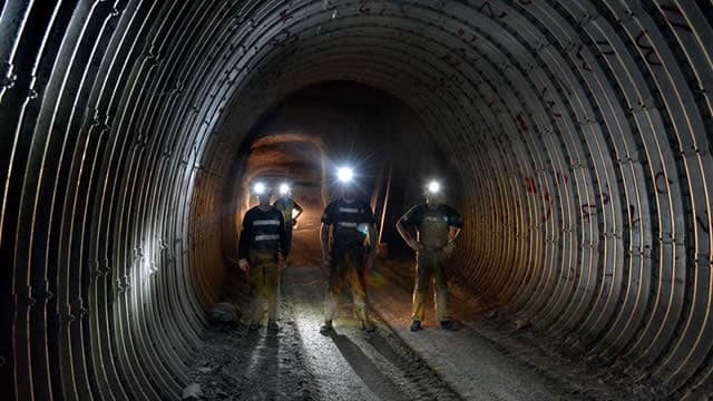 Silvercorp (SVM) Earnings Expected to Grow: What to Know Ahead of Next Week's Release