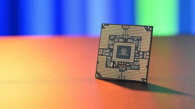 Microchip Q1 Earnings Call Highlights Broad Recovery & Data Center Growth