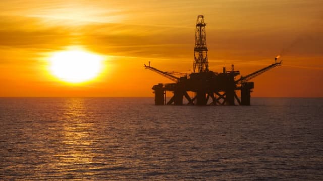 Chickasaw Sells 144K Plains GP Holdings Shares