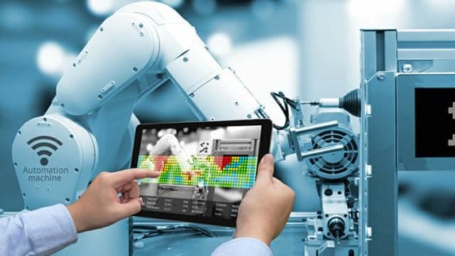 3 Reasons Why Growth Investors Shouldn't Overlook The Cooper Companies (COO)