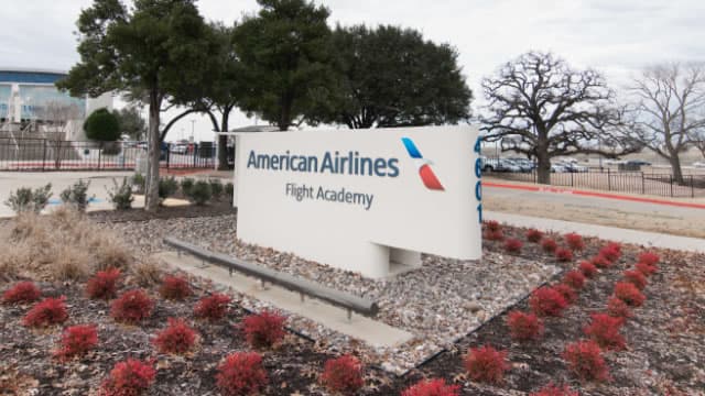 American Airlines (AAL) Falls More Steeply Than Broader Market: What Investors Need to Know