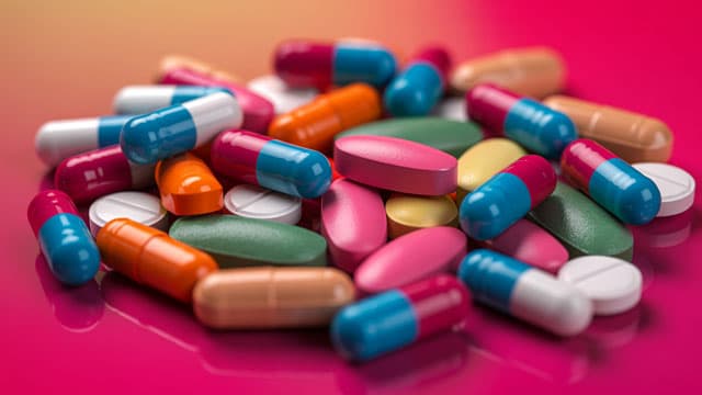 What Is Considered a Good Stock Dividend? 2 Healthcare Stocks Fit the Bill.