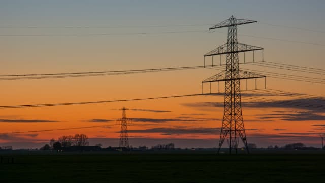 NRG Energy Q2 Earnings Lag Estimates, Revenues Increase Y/Y