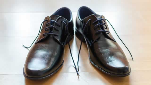 Designer Brands Stock Dips 21% Despite Posting Q1 Earnings Beat