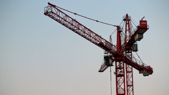 The Zacks Analyst Alphabet, Caterpillar,T-Mobile US and Onfolio