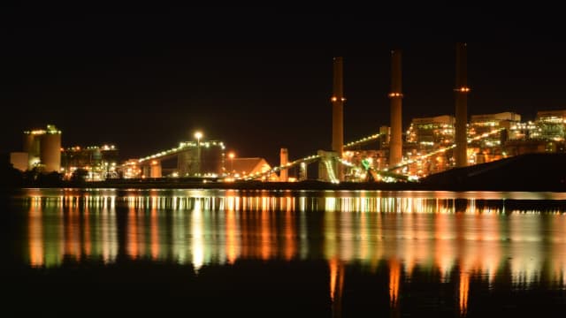 ProFrac Holding Corp. (ACDC) is a Great Momentum Stock: Should You Buy?