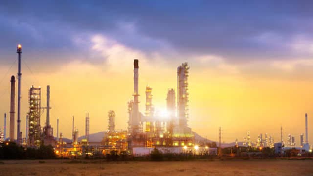 Oil Rally Is Temporary - Sell Most Of These Oil Stocks