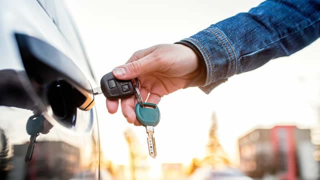 Ryder Stock Up 35% in 12 Months, so Why Did One Fund Exit a $63.2 Million Stake?