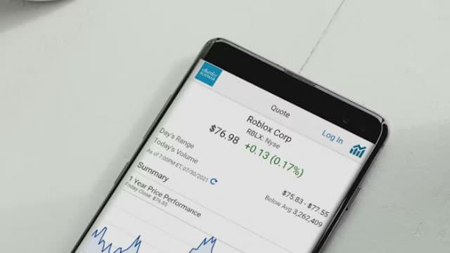 How Do Client Asset Growth & Advisory Expansion Support Schwab?