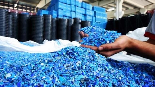 Trinseo (TSE) Reports Q3 Loss, Lags Revenue Estimates