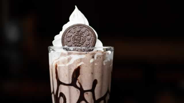 1 Magnificent S&P 500 Dividend Stock Down 10% to Buy and Hold Forever