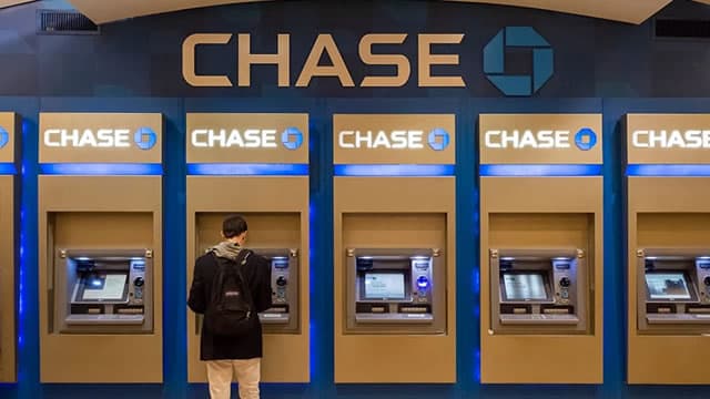 JPMorgan to keep Asia hiring pace after corporate bank growth tops 20%