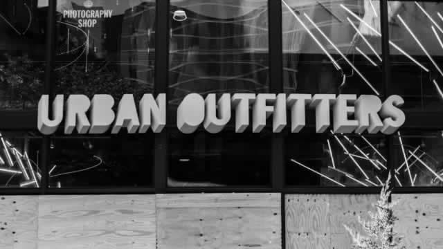 Here's Why Urban Outfitters (URBN) is a Strong Value Stock