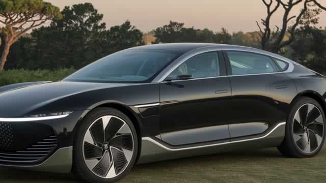 Buoyant BYD has Tesla in it's rear view mirror. Musk needs to put his foot down