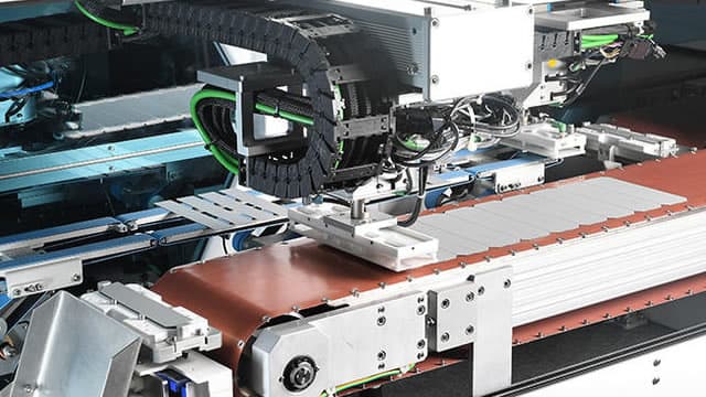 Here's Why Applied Materials (AMAT) Fell More Than Broader Market