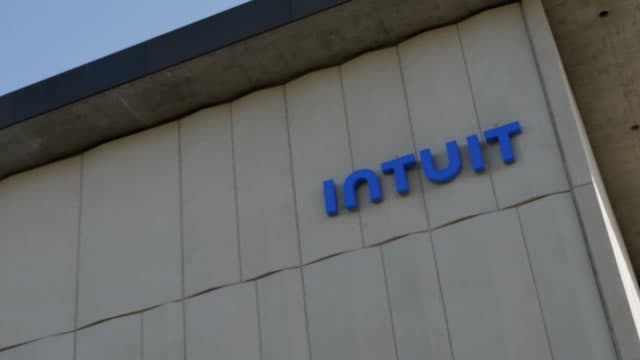 Intuit's Selloff Reflects Narrative Risk, Not Fundamental Weakness