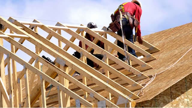 KB Home (KBH) Advances While Market Declines: Some Information for Investors