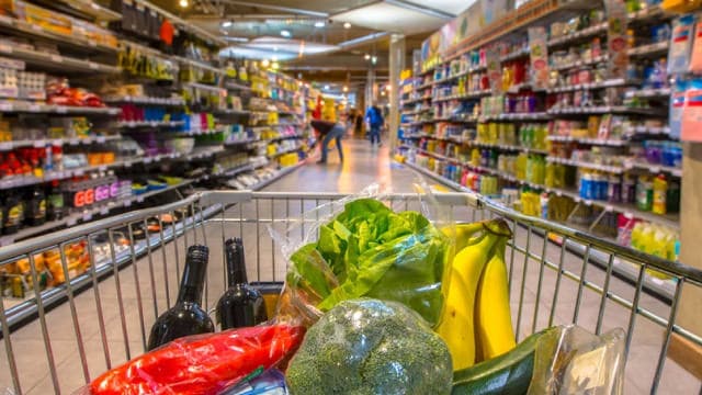 Grocery Outlet Q1 Earnings Coming Up: Key Factors to Note