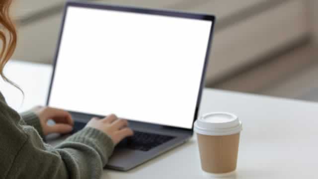 Stratasys Q4 Earnings Beat Estimates, Revenues Slip Y/Y, Shares Fall