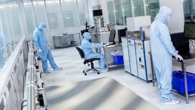 ASML Holding N.V. (ASML) Is a Trending Stock: Facts to Know Before Betting on It