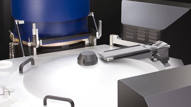 Wall Street Bulls Look Optimistic About Applied Materials (AMAT): Should You Buy?