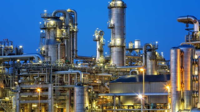 This Is the Hottest Stock in the Energy Sector. Should You Invest?