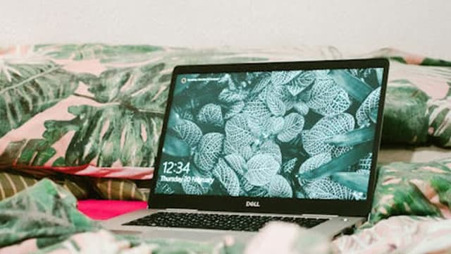 DELL is Overvalued at 21.92X P/E: Should You Still Buy the Stock?