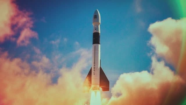 A SpaceX alum says wealth managers tried to woo him with swag and handwritten letters before the IPO