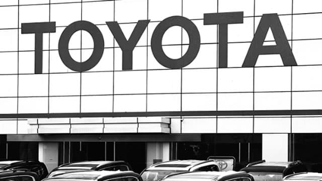 Toyota Motor Corporation (TM) Dips More Than Broader Market: What You Should Know