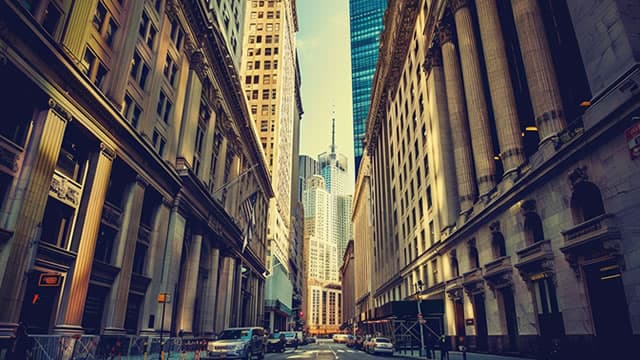 The Top 3 Stocks to Trade This Earnings Season