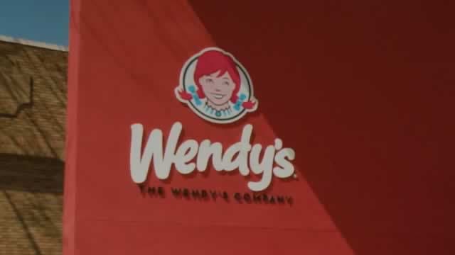 QUICK SPARK: Wendy's Short Interest Climbs — Will the Stock Squeeze Again?