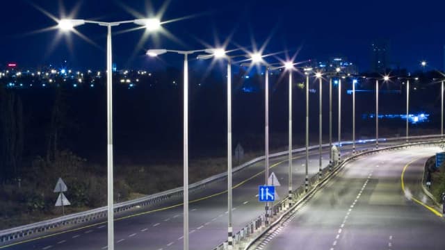 FuelCell Energy Is Burning Cash Faster Than It's Building Momentum