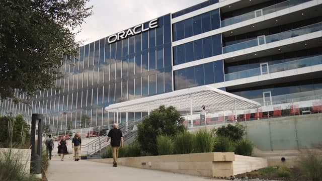 Wall Street analyst updates Oracle stock price target