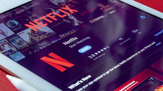 STREAMING SHIFT: Netflix makes WILD expansion into sports as NFL pressure builds