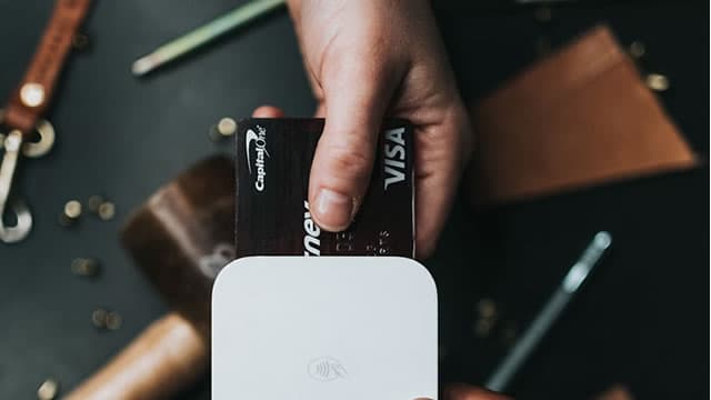 Wall Street Analysts Think Visa (V) Is a Good Investment: Is It?