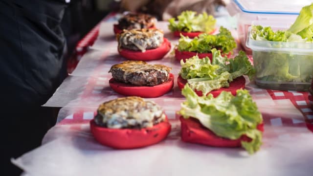 CAVA's Health-Focused Menu Strategy: A Sustainable Edge?