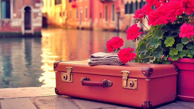 Park Hotels & Resorts (PK) Q2 Earnings: Taking a Look at Key Metrics Versus Estimates