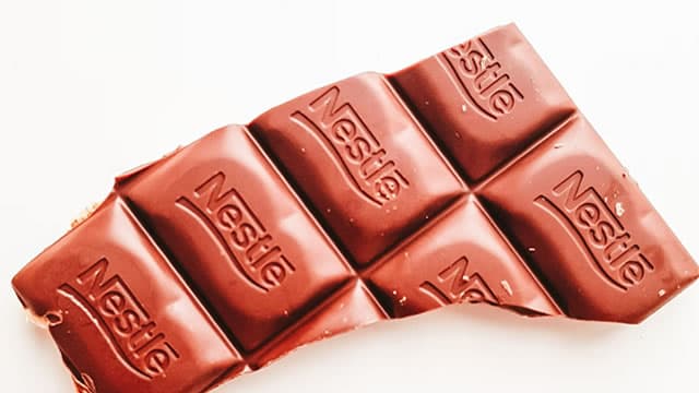 Nestle to divest mainstream supplements business for $1 billion
