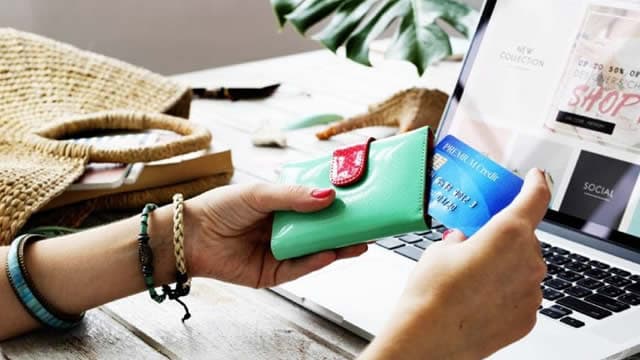 Warby Parker: Focus On AI Glasses While Macro Slows (Rating Upgrade)